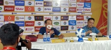 Pelatih Vietnam U-19...