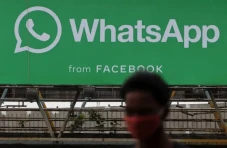 Demi Privasi, WhatsApp...
