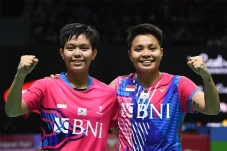 Apriyani/Fadia Juara...