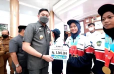 Atlet-Pelatih Gowa Berprestasi...