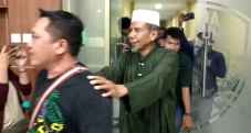 Sebut Pemerintah Anti...
