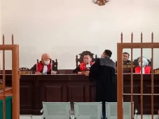 Demo Anarkistis di Mapolda...