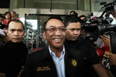KPK Setor Rp5,3 Miliar...