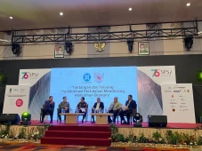 Kolaborasi Kunci untuk...