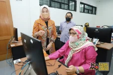 Selamat Berjuang, 32.736...