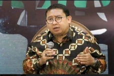 Bela Bahar bin Smith,...