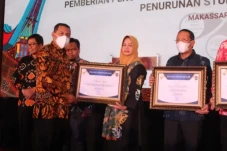 Pemkab Sinjai Terbaik...