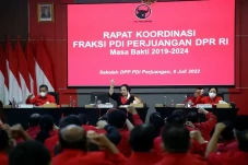 Megawati ke Kader PDIP:...