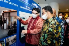Pertama di Indonesia,...