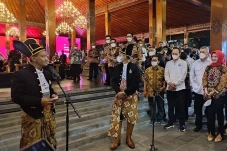 Tutup TIIWG di Solo,...