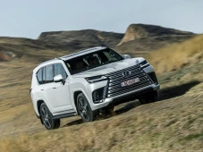 Senasib Toyota Land...