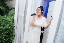 Nindy Ayunda Dicekal...