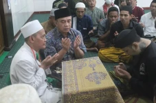 Hidayah Idul Adha, Warga...