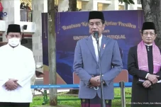 Jokowi Ajak Maknai Idul...