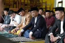 Ilham Azikin Ajak Warga...