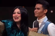 Armand Maulana, Titi...