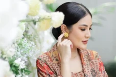 Setali Tiga Uang dengan...