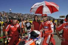 Selain Stoner, Ducati...