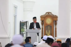 Bupati Budiman Maknai...