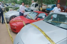 3 Mobil Mewah Diduga...