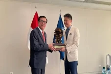 Pertemuan Bilateral...