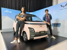 Ini Alasan Mobil Listrik...
