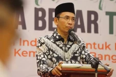 Daftar 5 Gubernur atau...