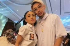 Penampilan Imut Yuni...