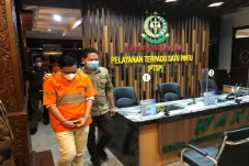 4 Tersangka Kredit Fiktif...