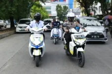 Jajal Motor Listrik,...