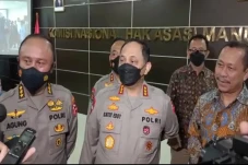 Datangi Komnas HAM,...
