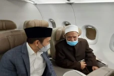 Jemput di Bandara Soetta,...