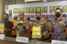 Baru Bebas 2 Bulan,...