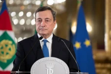 Presiden Italia Tolak...