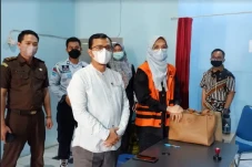 Dipindahkan ke Rutan...