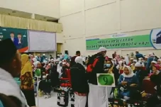 406 Jamaah Tiba di Asrama...