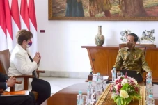 Temui Jokowi di Istana...