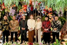 Reuni Tak Terduga Tokoh...