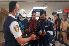 Hari Pertama Aturan...