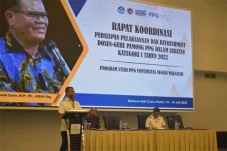 Rektor UNM Minta Dosen...