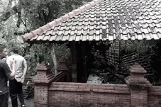 Kisah Nyi Mas Gandasari,...