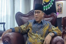 Zulhas Dilaporkan ke...