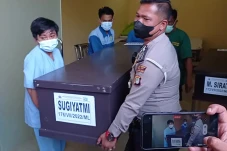 Teridentifikasi, Pasutri...