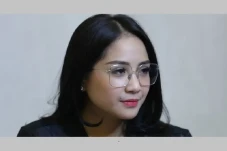 Kisah 10 Artis yang...