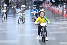 Ratusan Pembalap Cilik...