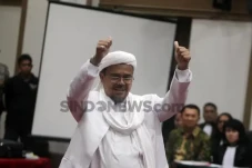 Habib Rizieq Bebas Hari...