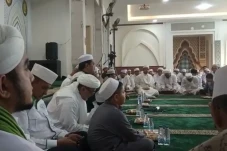 Bebas Hari Ini, Habib...