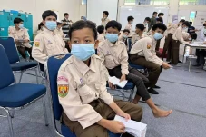 MNC Peduli Bagikan Kacamata...