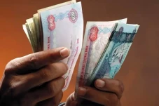 Kurangi Penggunaan Dolar...