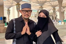 Shandy Purnamasari Akan...